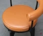 Preview: Cassina-Indochine-528-Drehstuhl-Detailansicht-Sitz-rechts