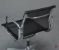 Preview: Vitra EA 107 Aluminium Chair Netzgewebe Schwarz verchromt gebraucht
