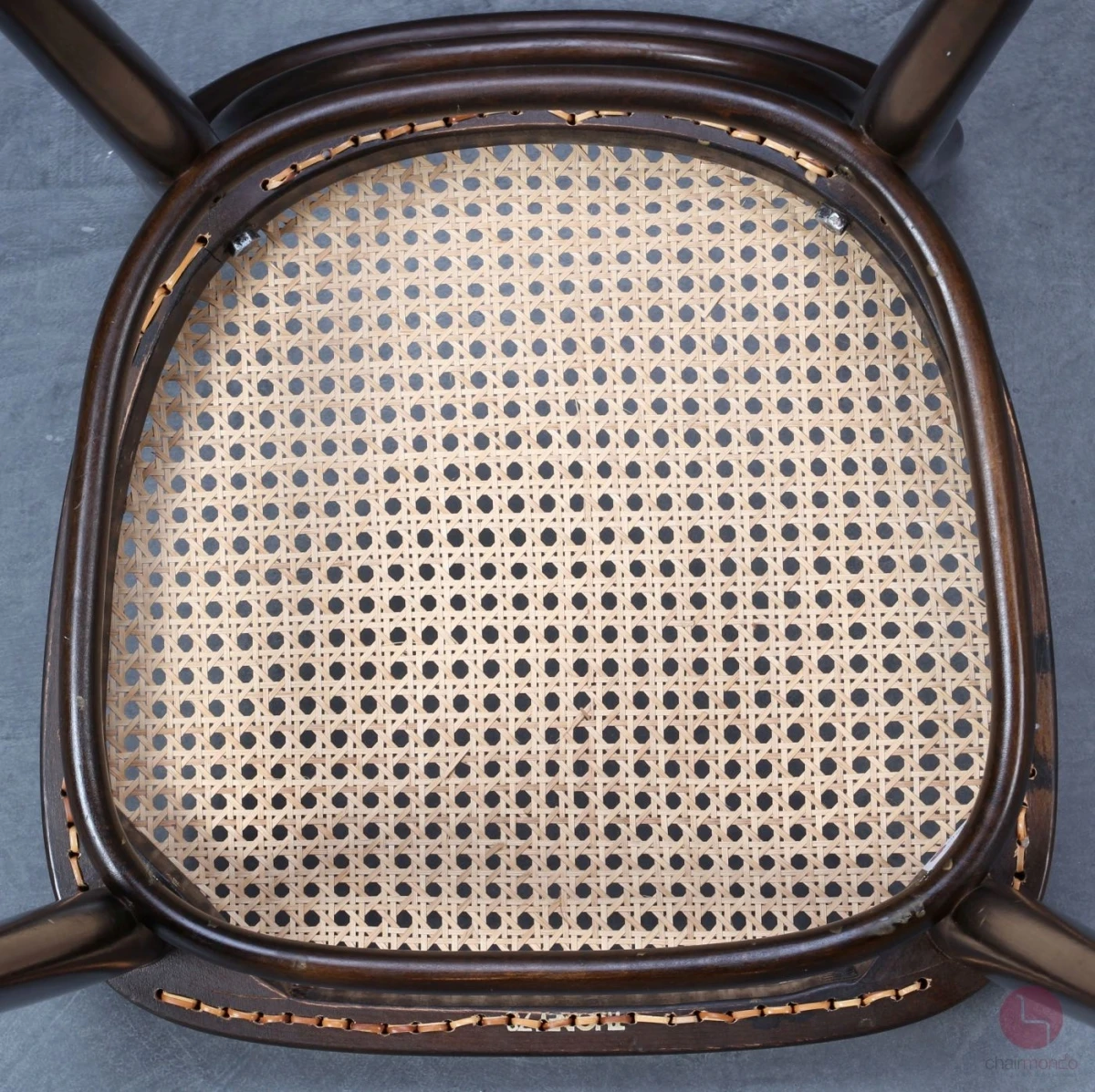 Thonet 214 Dunkel Braun Bugholzstuhl mit Geflecht gebraucht