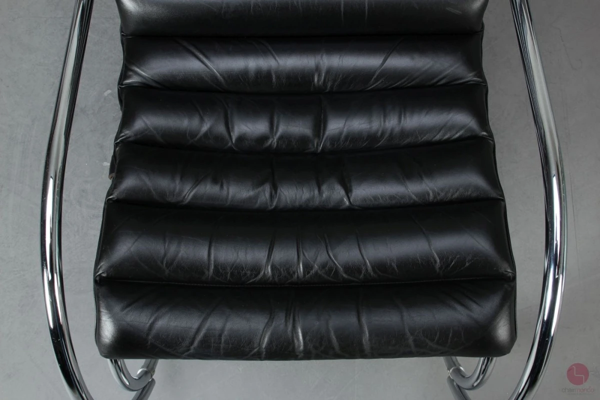 Knoll MR Lounge Sessel mit Armlehnen in Schwarz Freischwinger gebraucht