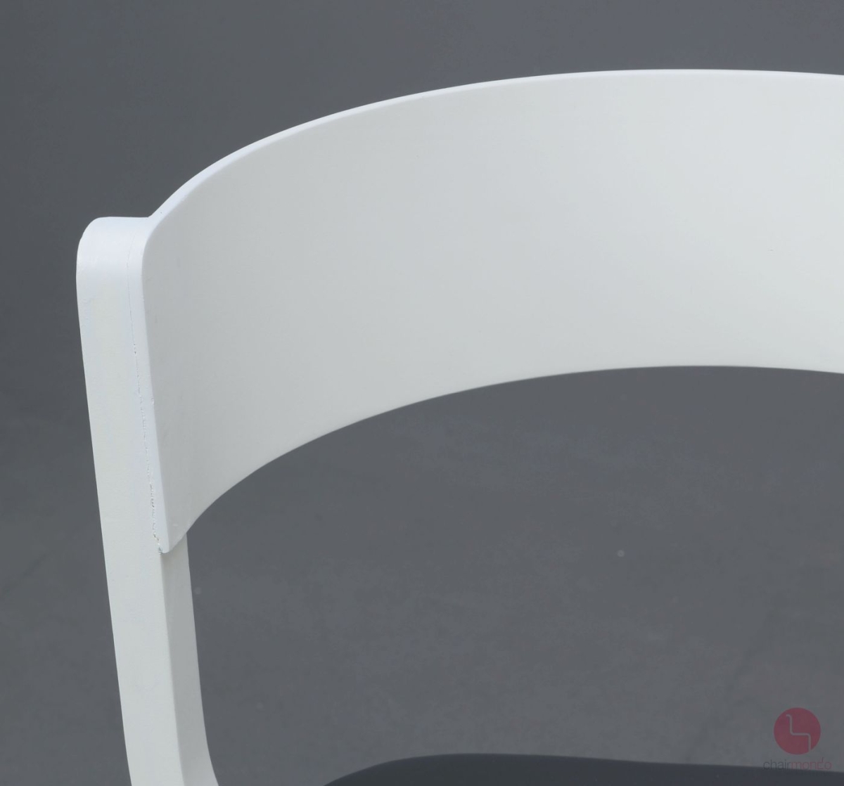 Preview: Thonet 404 SPF Leder Grau Bugholzstuhl Weiß gebraucht