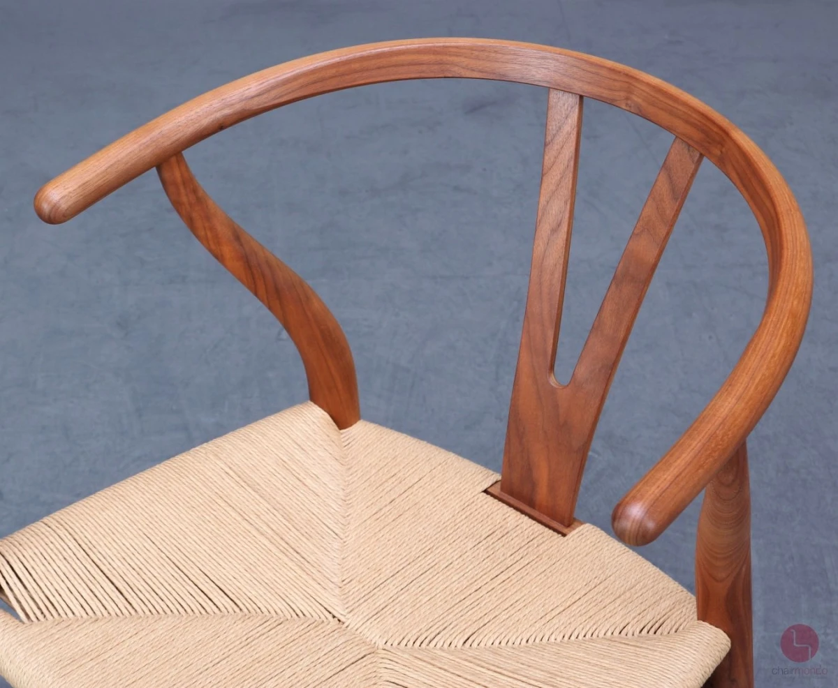 Carl Hansen & Søn Wishbone Chair CH24 Walnuss geölt Nussbaum braun gebraucht