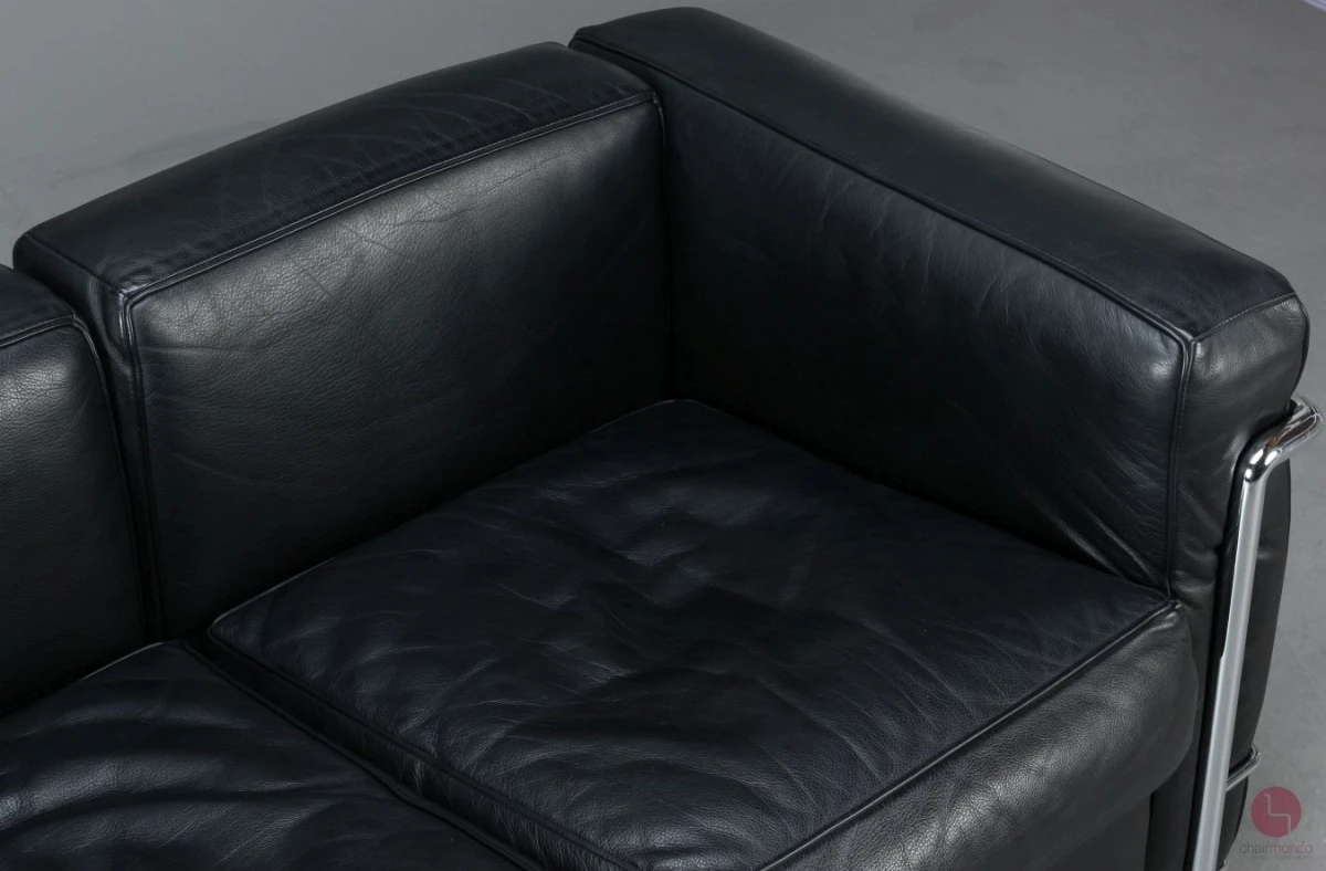 Cassina LC2 Le Corbusier 2-Sitzer Sessel Leder Schwarz gebraucht