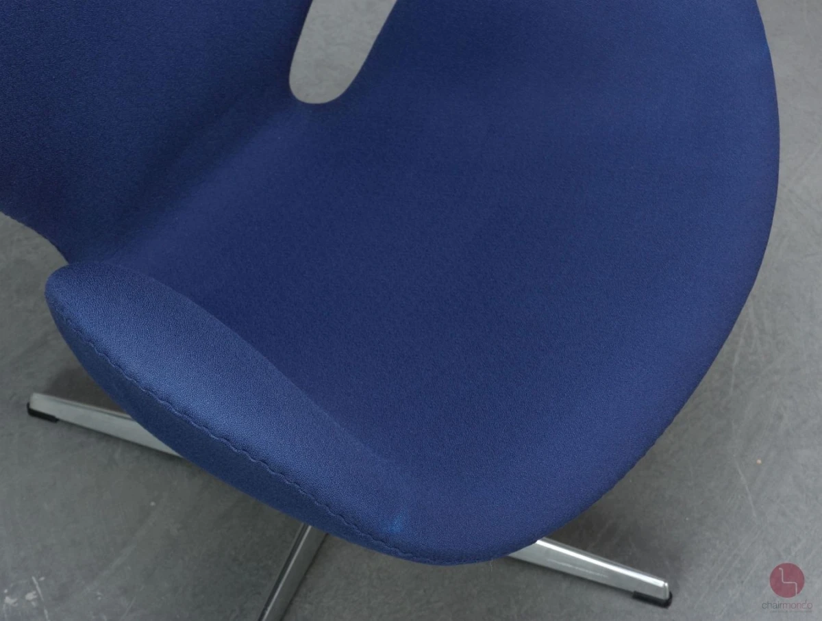 Fritz Hansen Swan Chair in Blau Lounge Sessel gebraucht