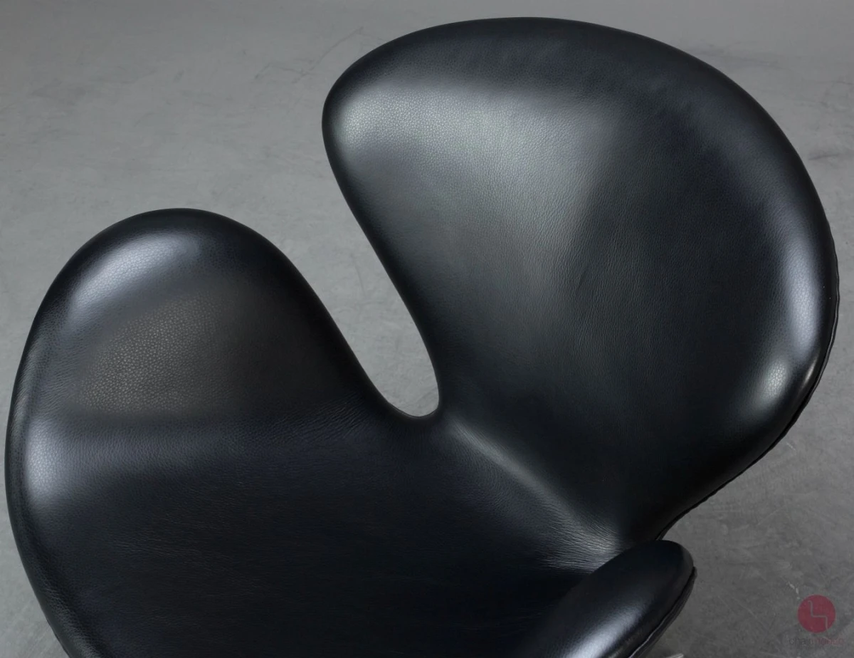 Fritz Hansen Swan Chair in Schwarz Leder Sessel gebraucht