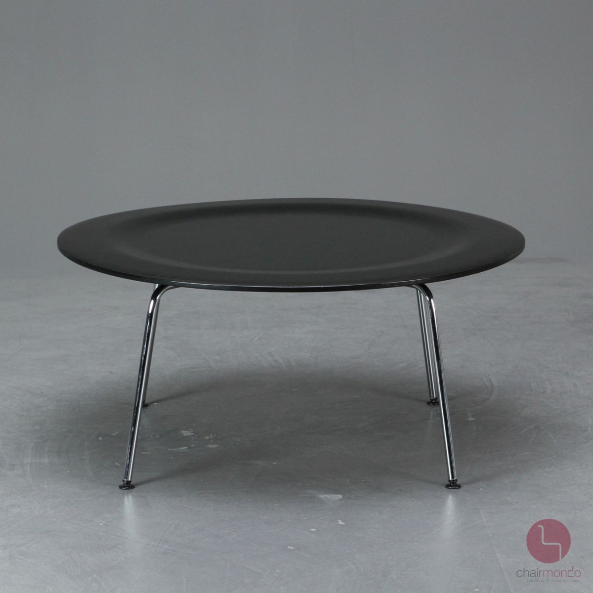 Preview: Vitra Herman Miller CTM Coffee Table Metal mit schwarzer Platte, gebraucht