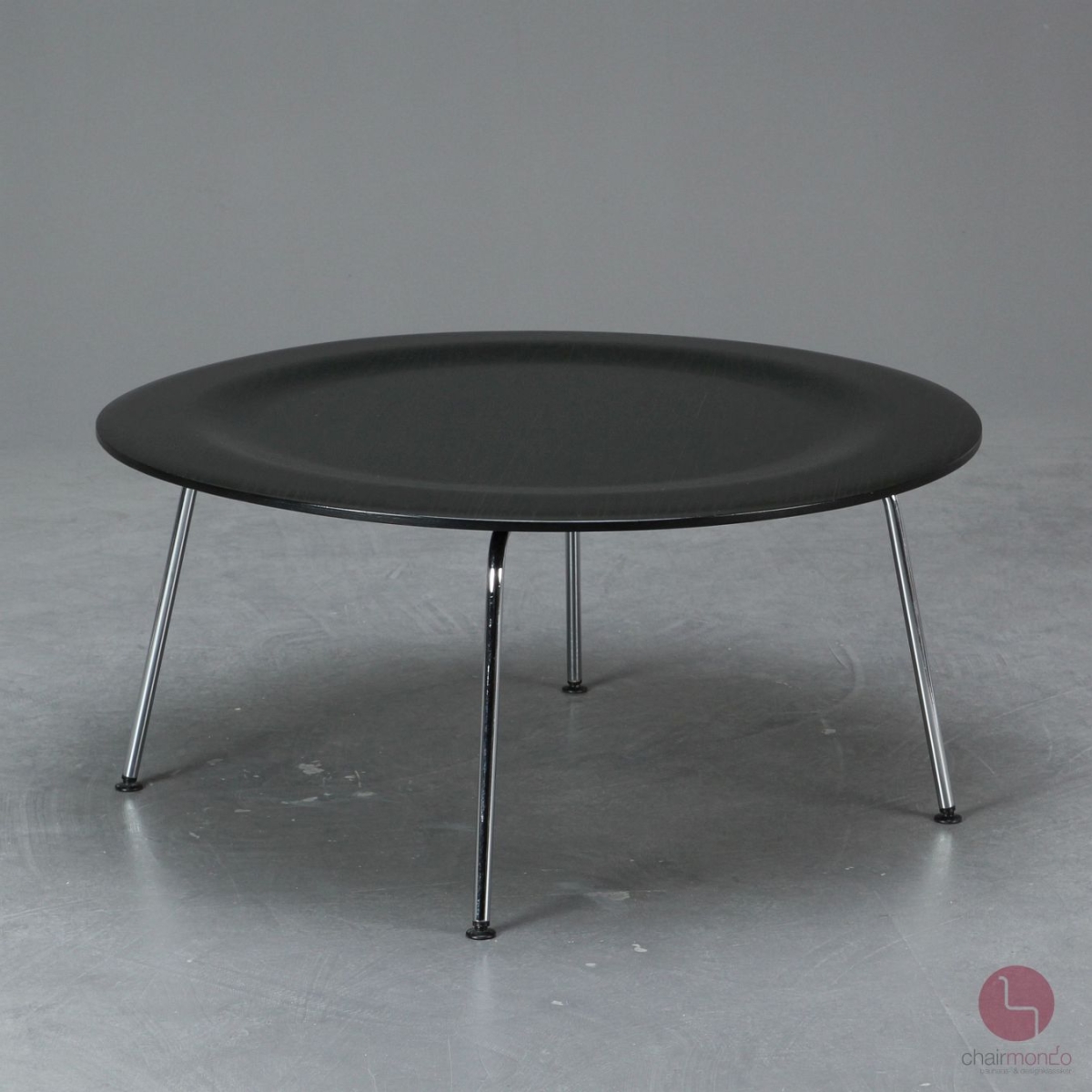 Preview: Vitra Herman Miller CTM Coffee Table Metal mit schwarzer Platte, gebraucht