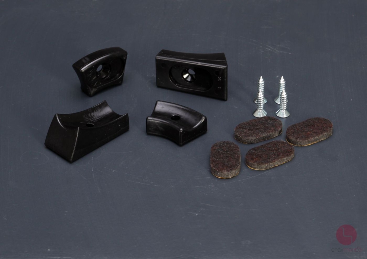 Preview: Filzgleiter-Set passend für Thonet Stahlrohrfreischwinger mit Loch (Schwarz)