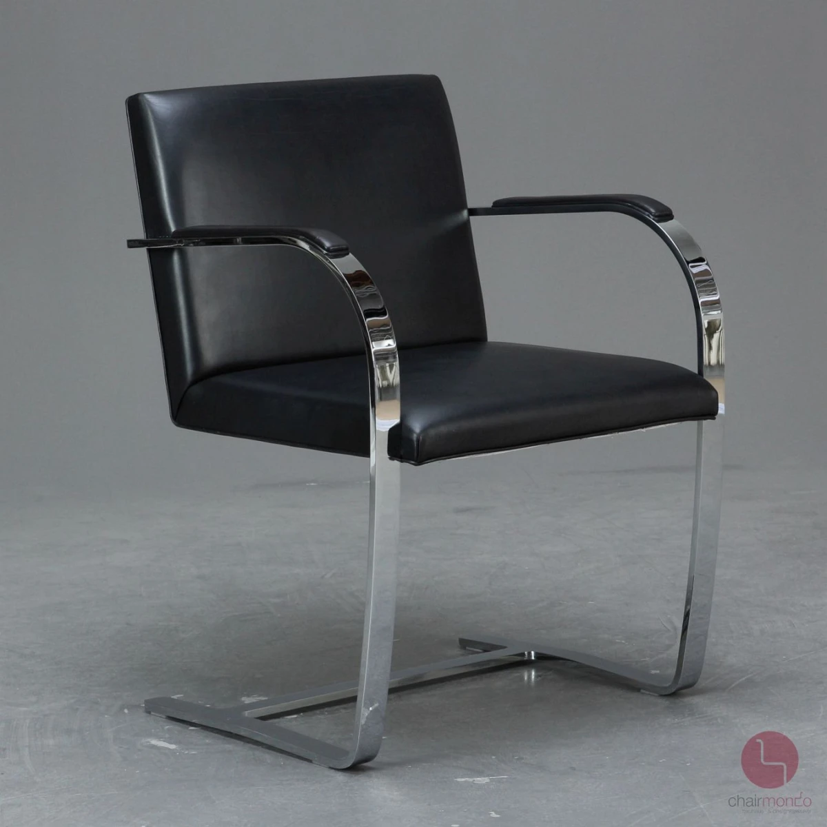 Knoll Brno Freischwinger Armlehnstuhl Leder Schwarz gebraucht