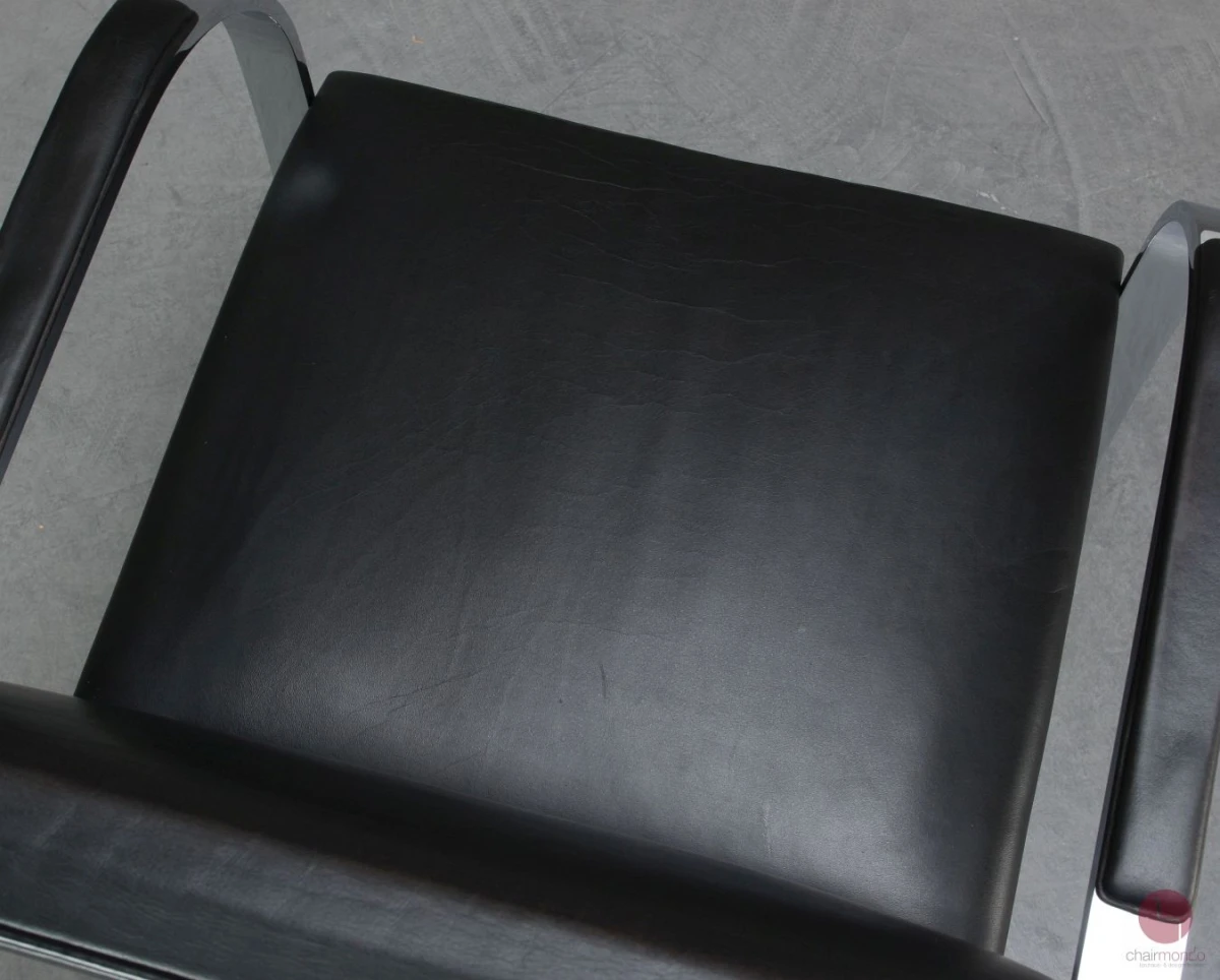 Knoll Brno Freischwinger Armlehnstuhl Leder Schwarz gebraucht