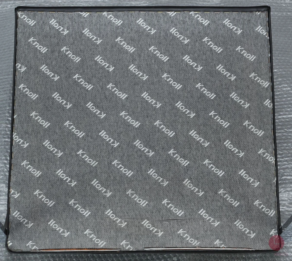 Knoll Brno Freischwinger Armlehnstuhl Leder Schwarz gebraucht