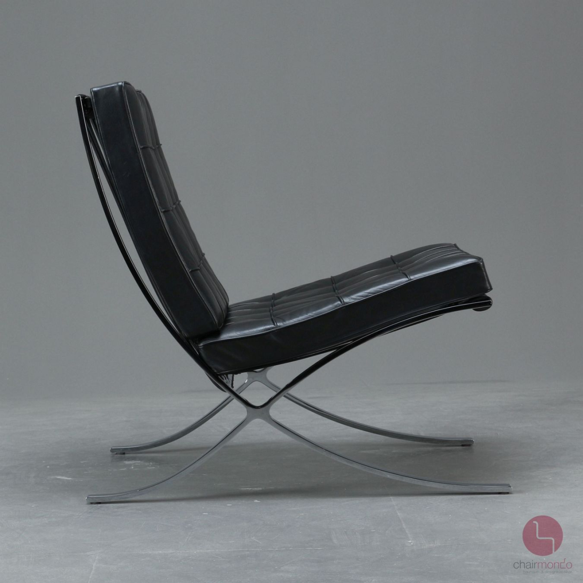 Preview: Knoll Barcelona Chair mit schwarzem Leder - gebraucht