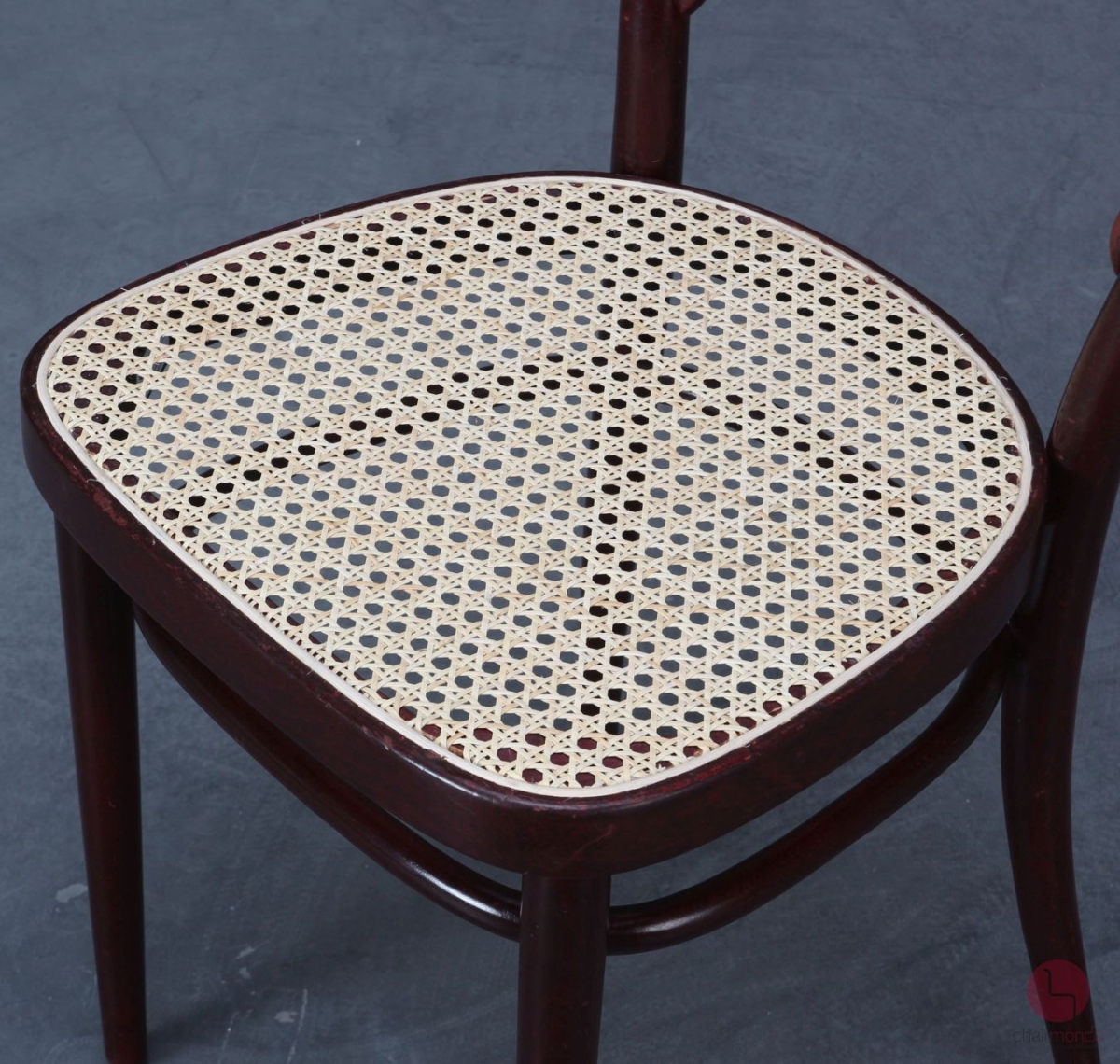 Preview: Thonet 214 Rotschwarz Bugholzstuhl mit neuem Geflecht gebraucht