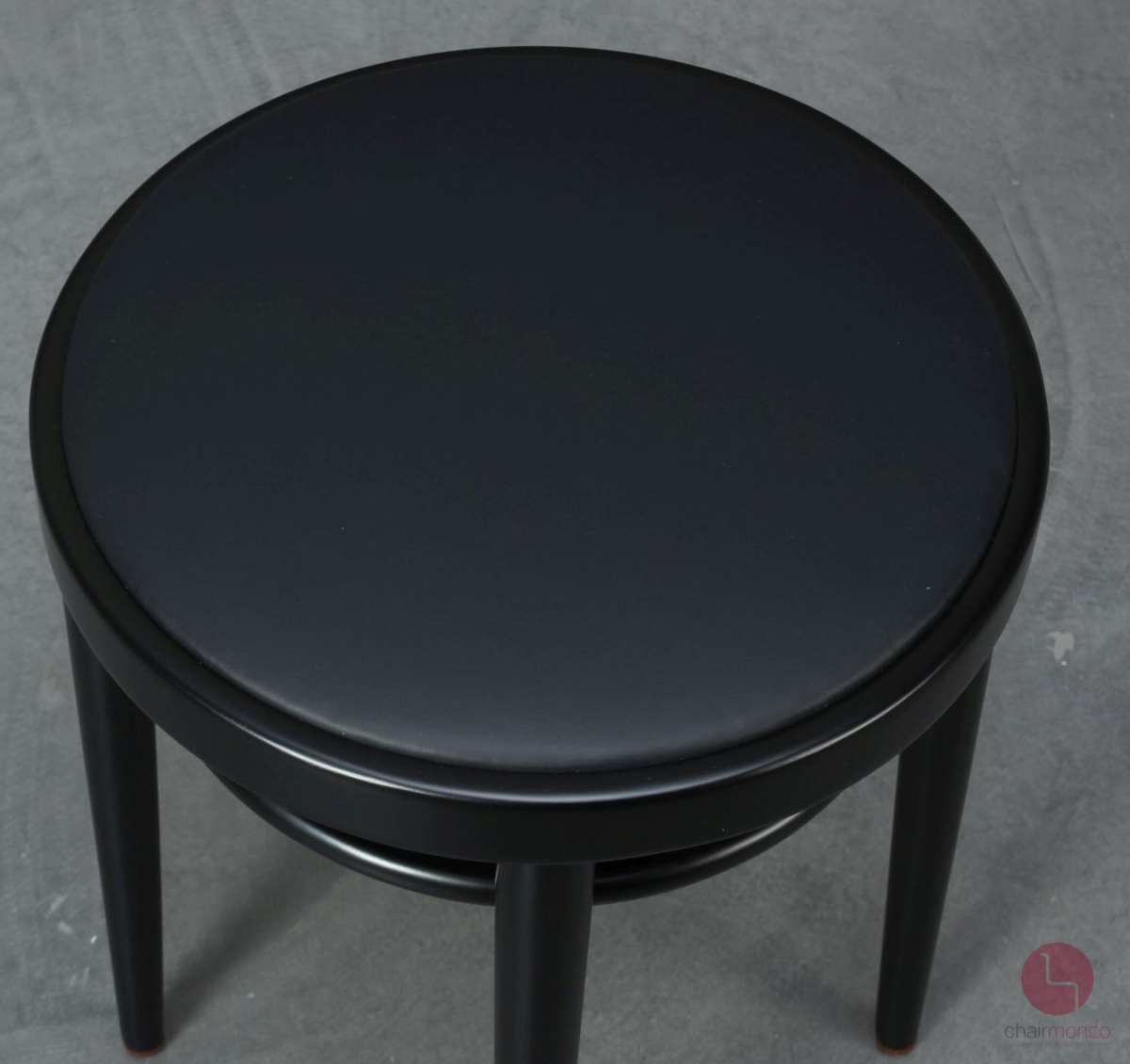 Preview: Thonet 214 PH Bugholz Hocker mit neuem schwarzem Leder gebraucht