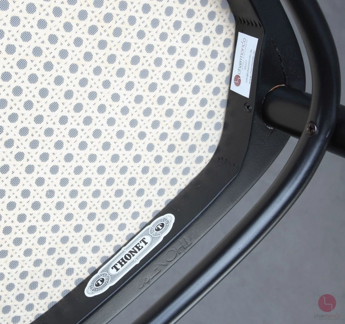 Thonet 215 R Schwarz Bugholzstuhl mit neuem Geflecht gebraucht