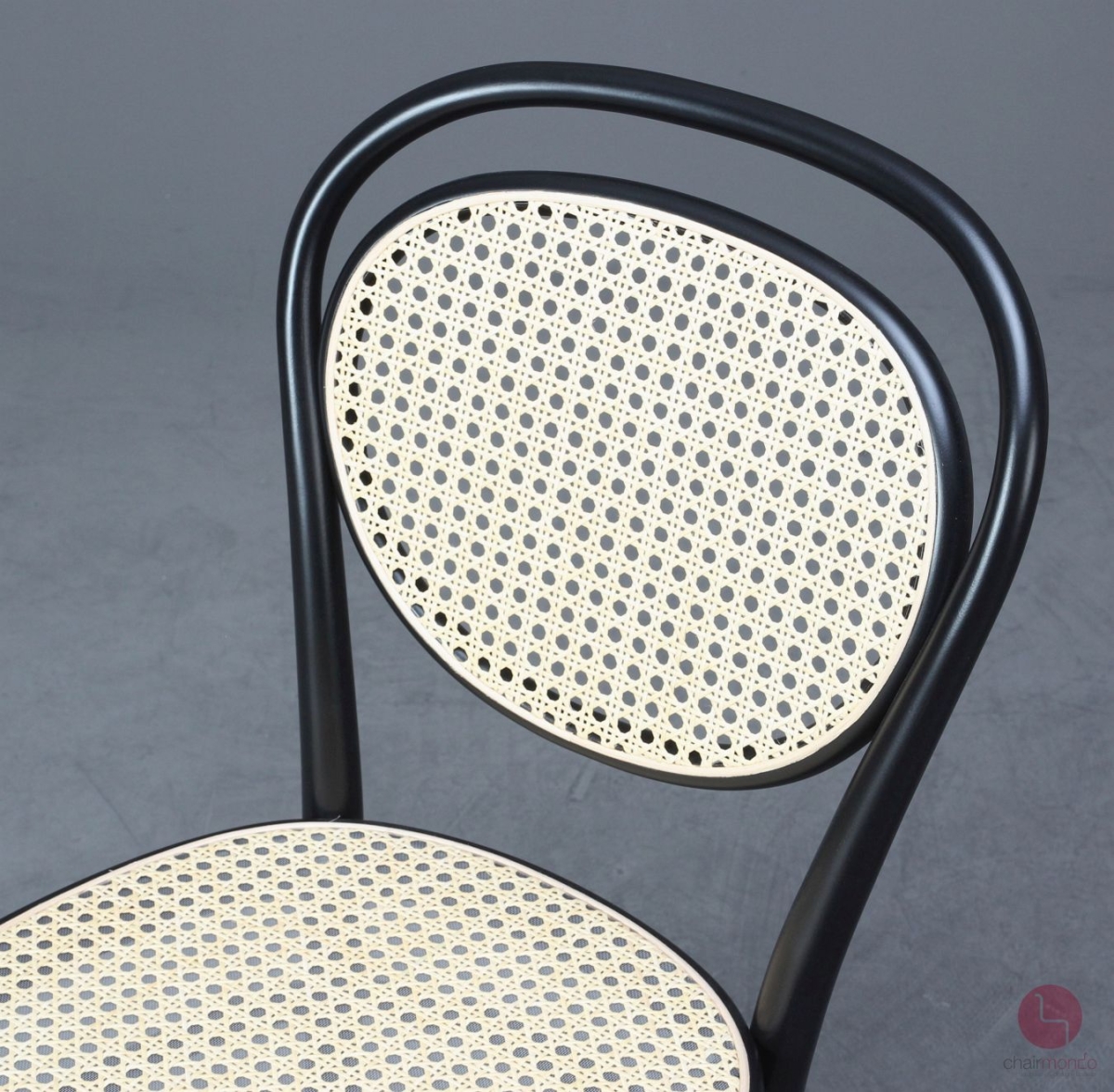 Preview: Thonet 215 R Schwarz Bugholzstuhl mit neuem Geflecht gebraucht