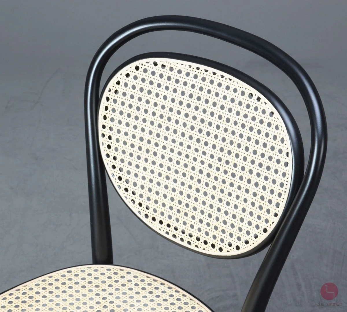 Thonet 215 R Schwarz Bugholzstuhl mit neuem Geflecht gebraucht