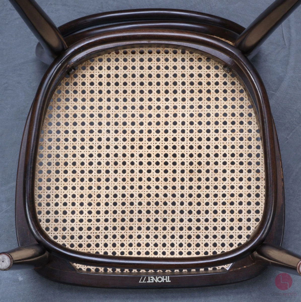 Thonet 215 R Bugholzstuhl Braun mit Geflecht gebraucht