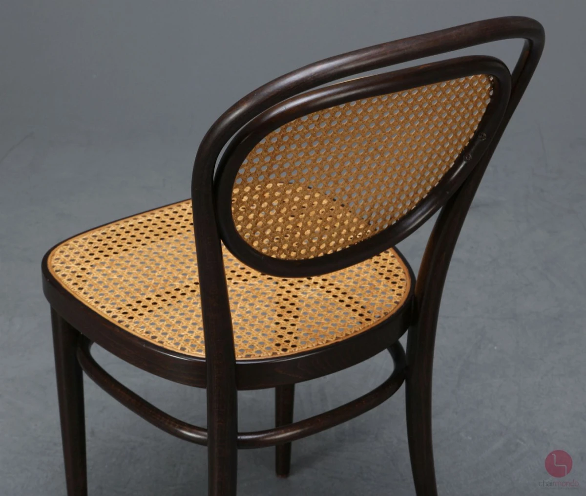 Thonet 215 R Bugholzstuhl Braun mit Geflecht gebraucht