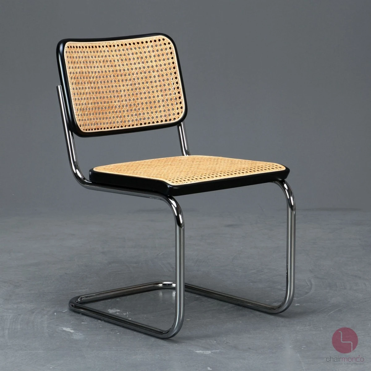 Thonet S32 Schwarz Freischwinger mit Wiener Geflecht restauriert