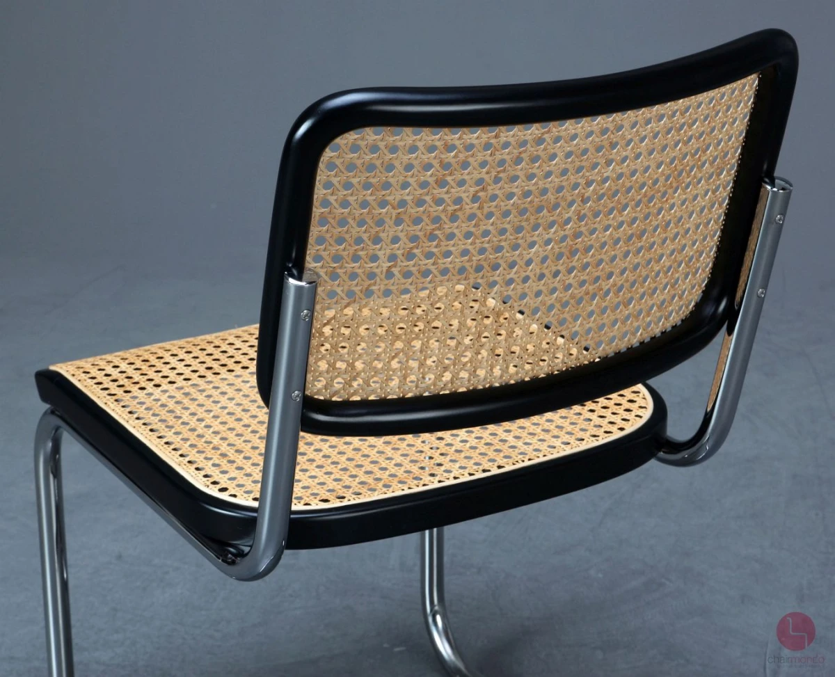 Thonet S32 Schwarz Freischwinger mit Wiener Geflecht restauriert