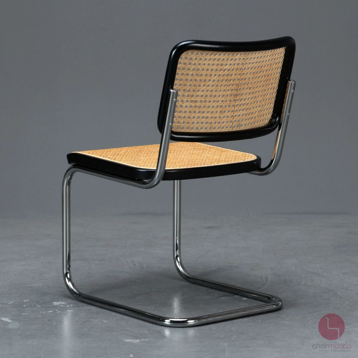 Thonet S32 Schwarz Freischwinger mit Wiener Geflecht restauriert