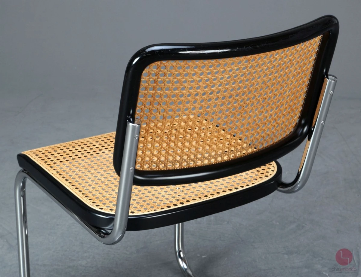 Thonet S32 Schwarz Freischwinger mit Wiener Geflecht Vintage