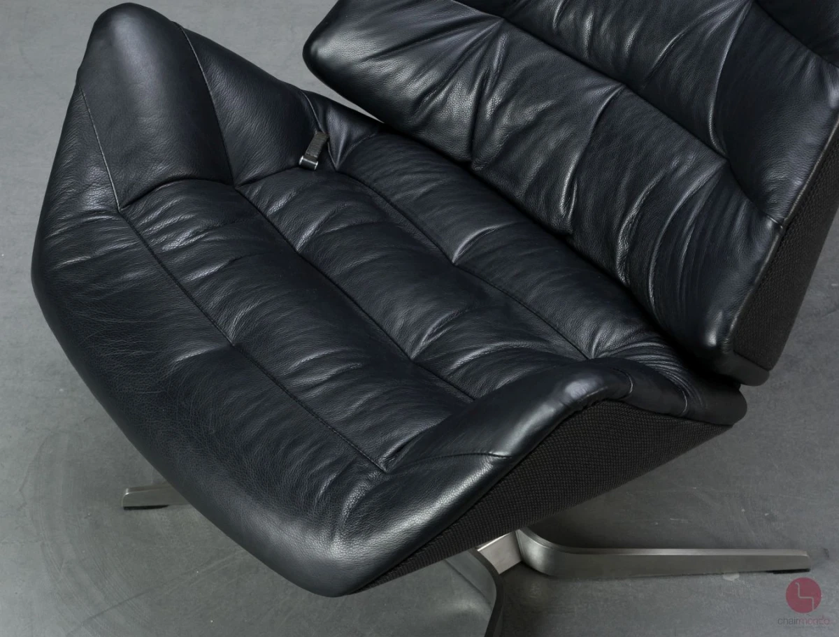 Thonet 808 Lounge Leder Sessel Schwarz mit Ottoman gebraucht