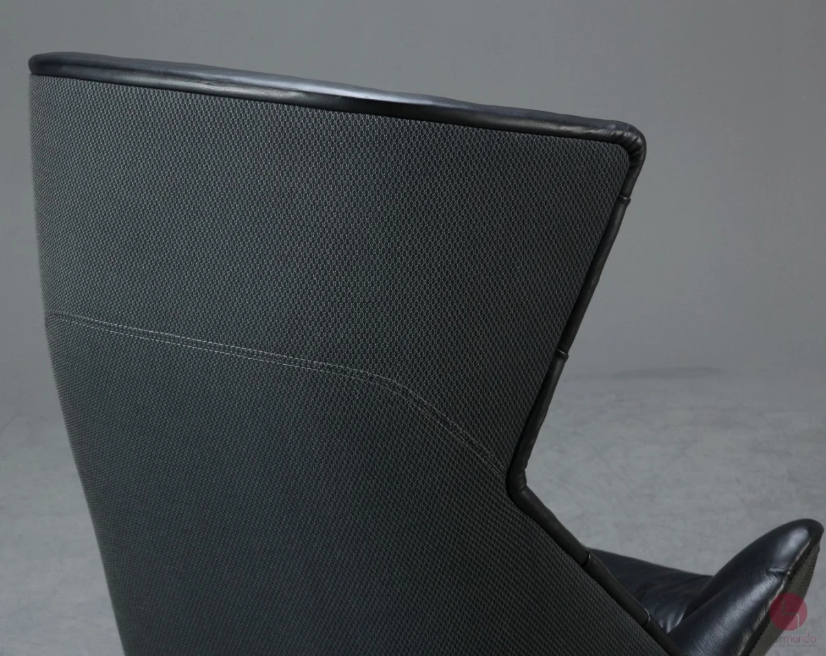 Thonet 808 Lounge Leder Sessel Schwarz mit Ottoman gebraucht