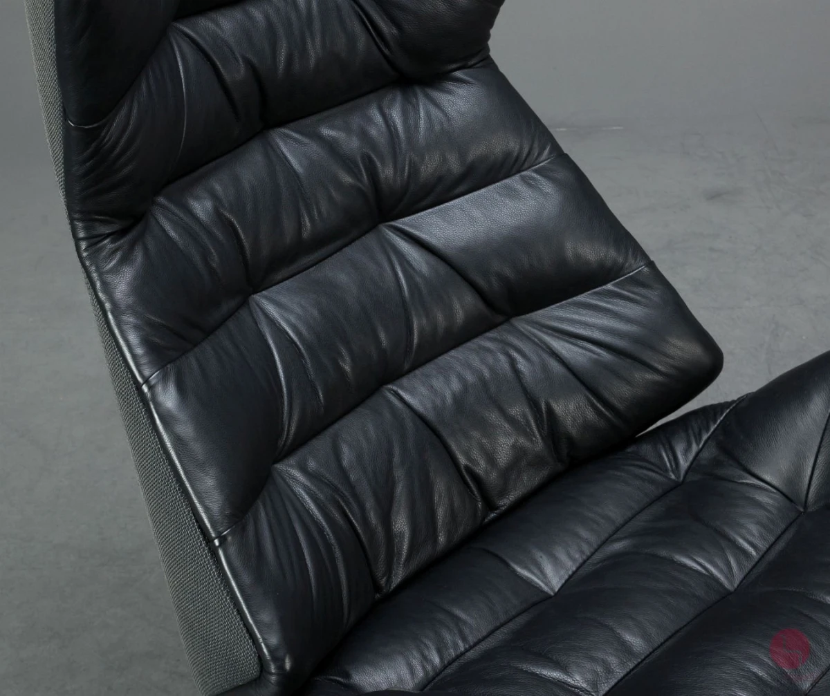 Thonet 808 Lounge Leder Sessel Schwarz mit Ottoman gebraucht