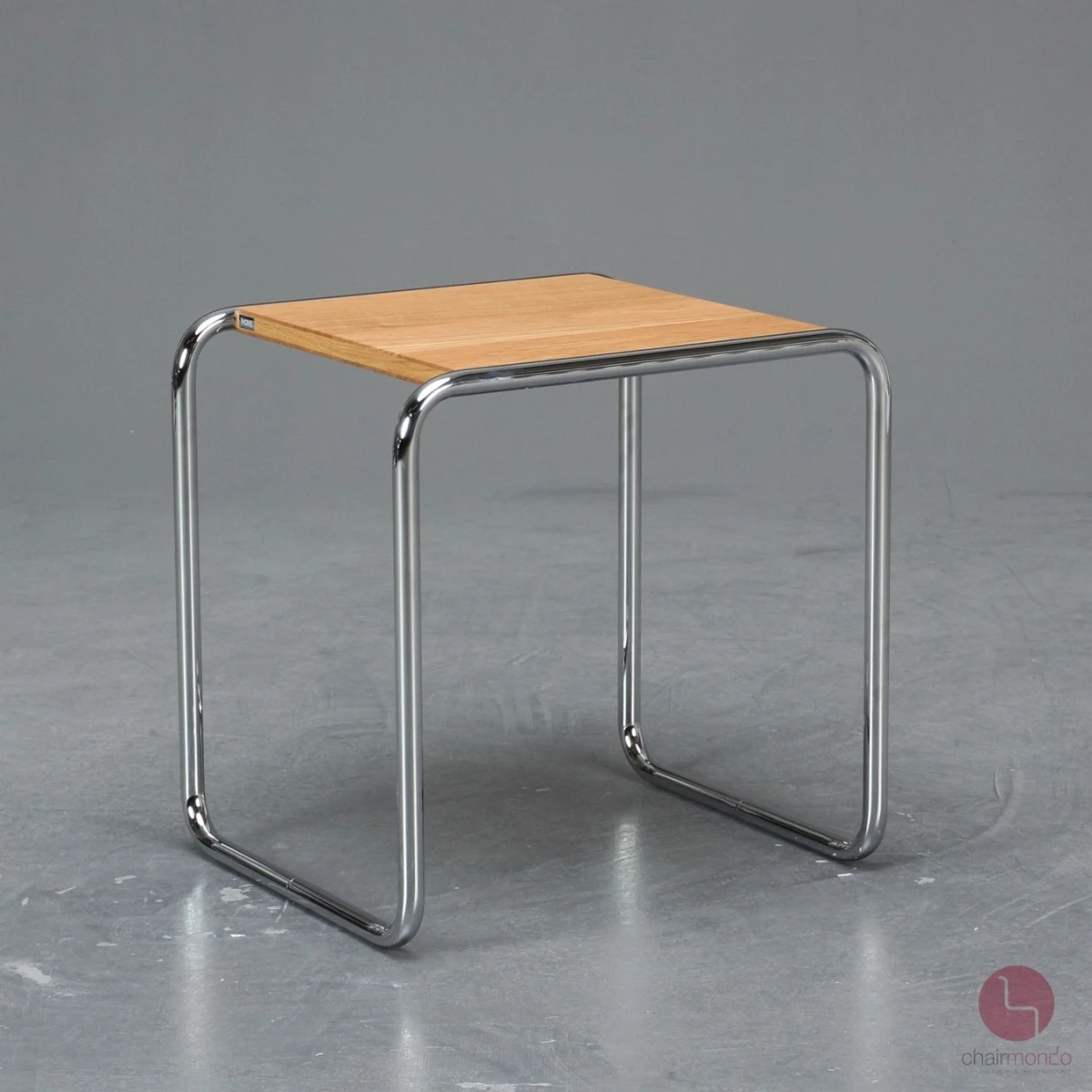 Thonet B9 a Beistelltisch Pure Materials Eiche geölt gebraucht
