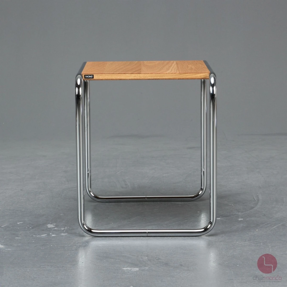 Thonet B9 a Beistelltisch Pure Materials Eiche geölt gebraucht