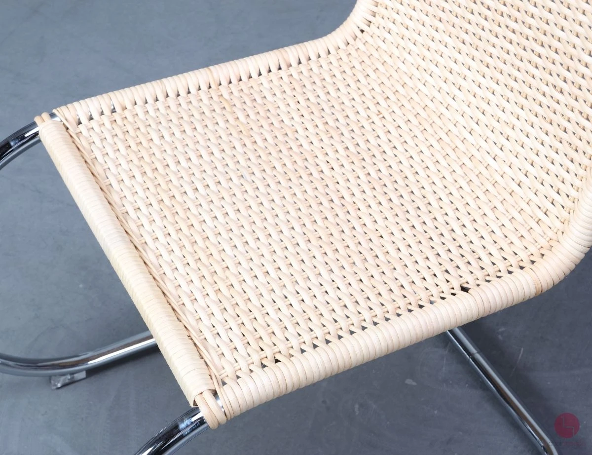 Thonet S533 R Freischwinger MR10 Sessel mit neuem Geflecht, gebraucht
