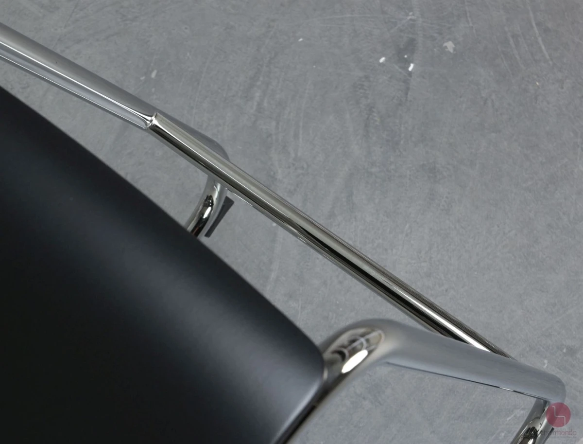 Thonet S43 H Freischwinger Barstuhl in Schwarz gebraucht