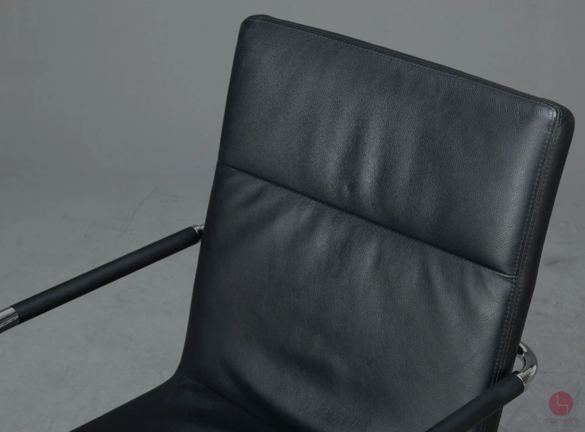 Thonet S61 Leder Freischwinger Konferenzstuhl Schwarz gebraucht