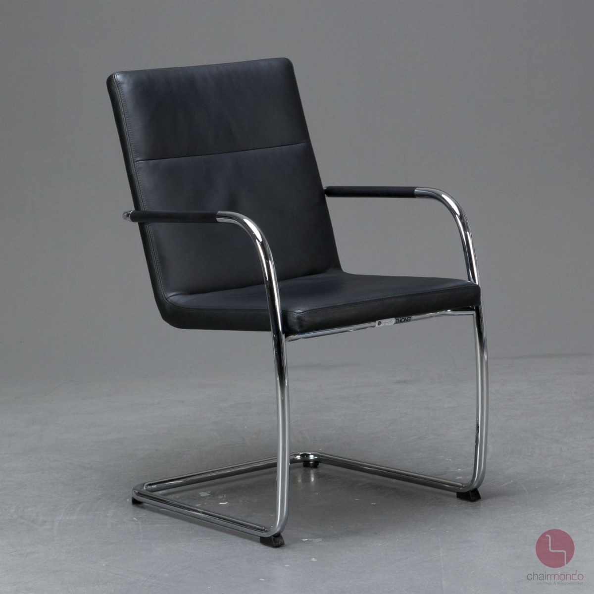 Preview: Thonet S61 Leder Freischwinger Konferenzstuhl Schwarz gebraucht