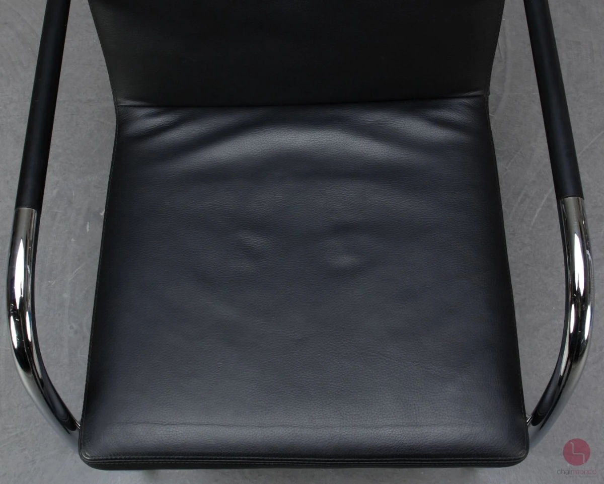 Thonet S61 Leder Freischwinger Konferenzstuhl Schwarz gebraucht
