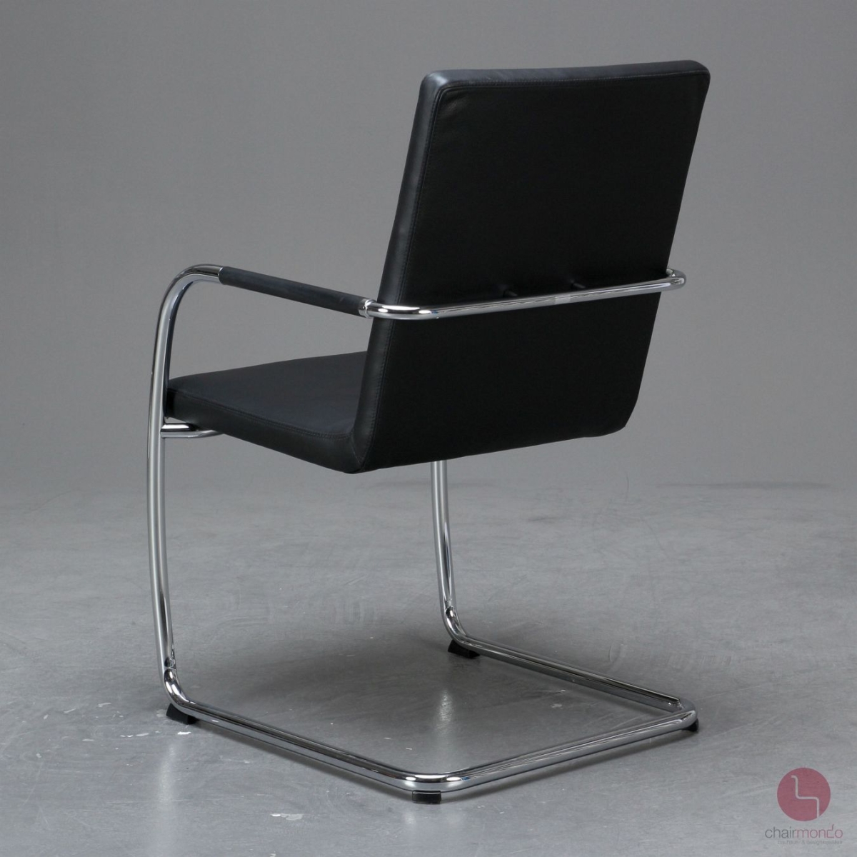 Preview: Thonet S61 Leder Freischwinger Konferenzstuhl Schwarz gebraucht