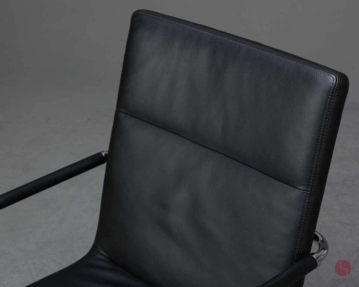 Preview: Thonet S61 Leder Freischwinger Konferenzstuhl Schwarz gebraucht
