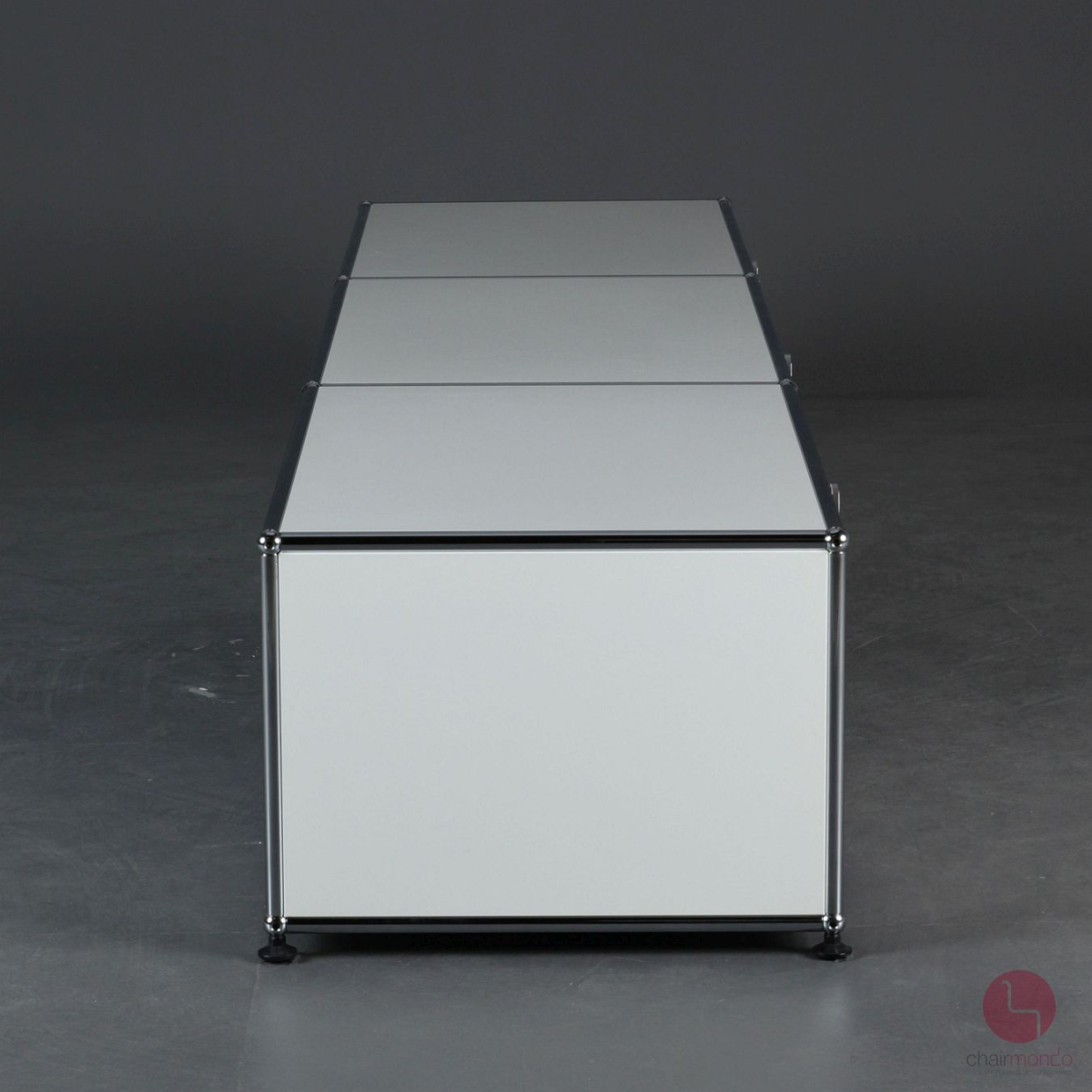 Preview: USM Haller Lowboard Weiß mit drei Fächern gebraucht