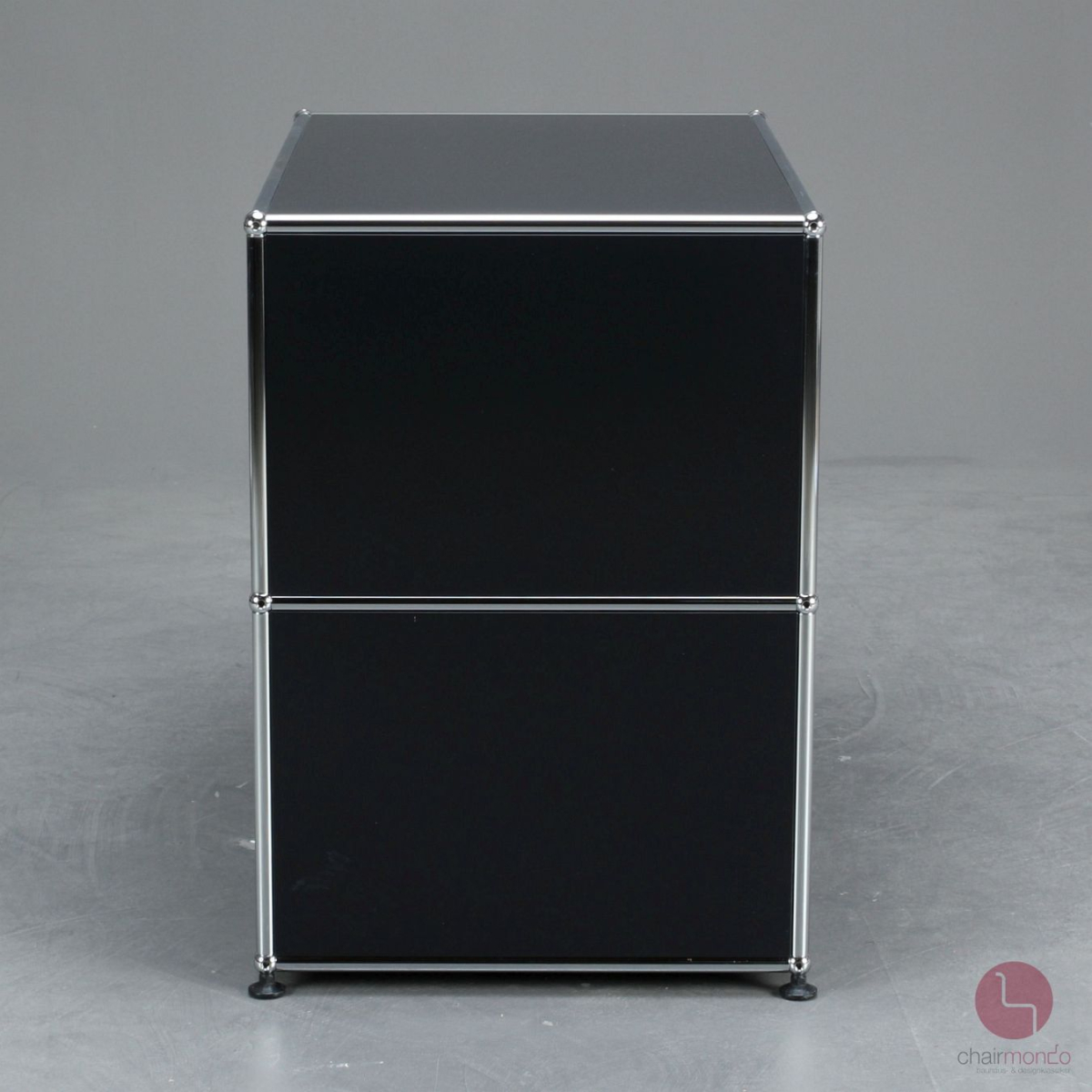 Preview: USM Haller Sideboard Schwarz mit zwei Fächern 75 x 75 x 50 cm gebraucht