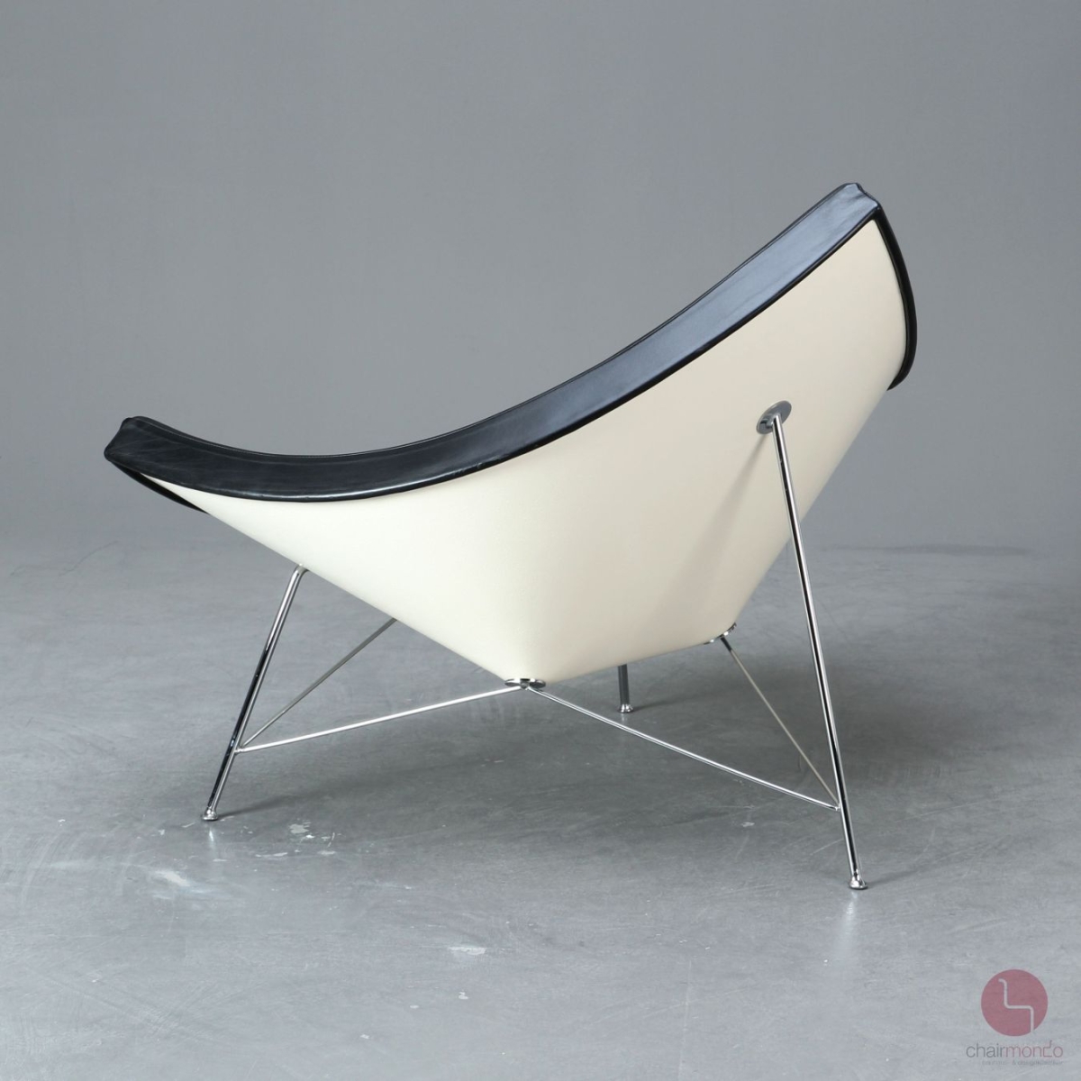 Preview: Vitra Coconut Chair Lounge Sessel Leder Schwarz Schale Weiß gebraucht