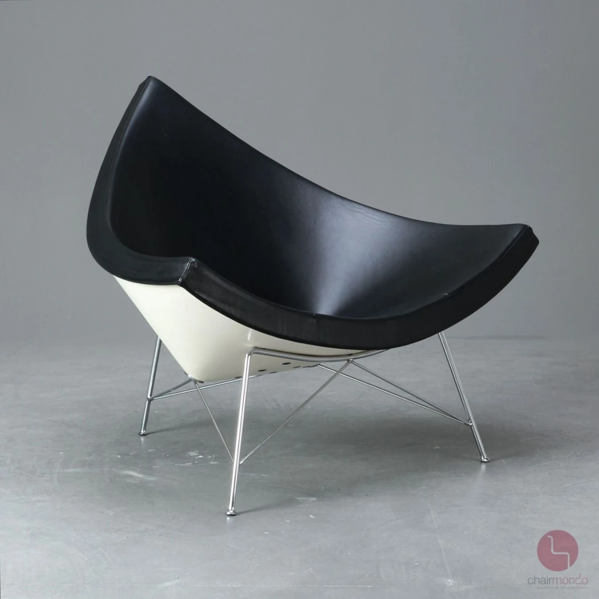 Vitra Coconut Chair Lounge Sessel Leder Schwarz Schale Weiß gebraucht