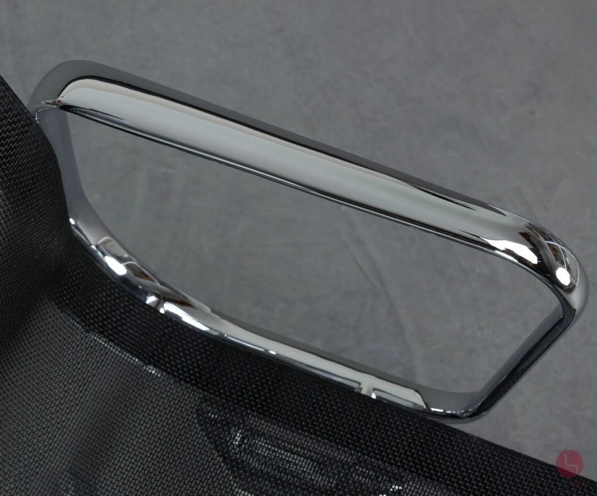 Vitra EA 107 Aluminium Chair Netzgewebe Schwarz verchromt gebraucht