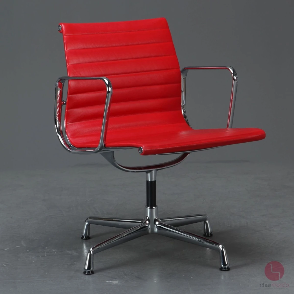 Vitra EA 108 Aluminium Chair Leder Rot 2014 gebraucht