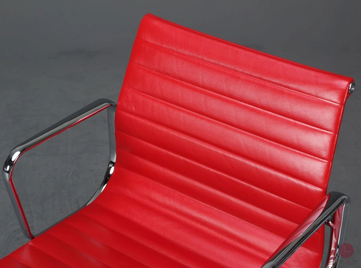 Vitra EA 108 Aluminium Chair Leder Rot 2014 gebraucht