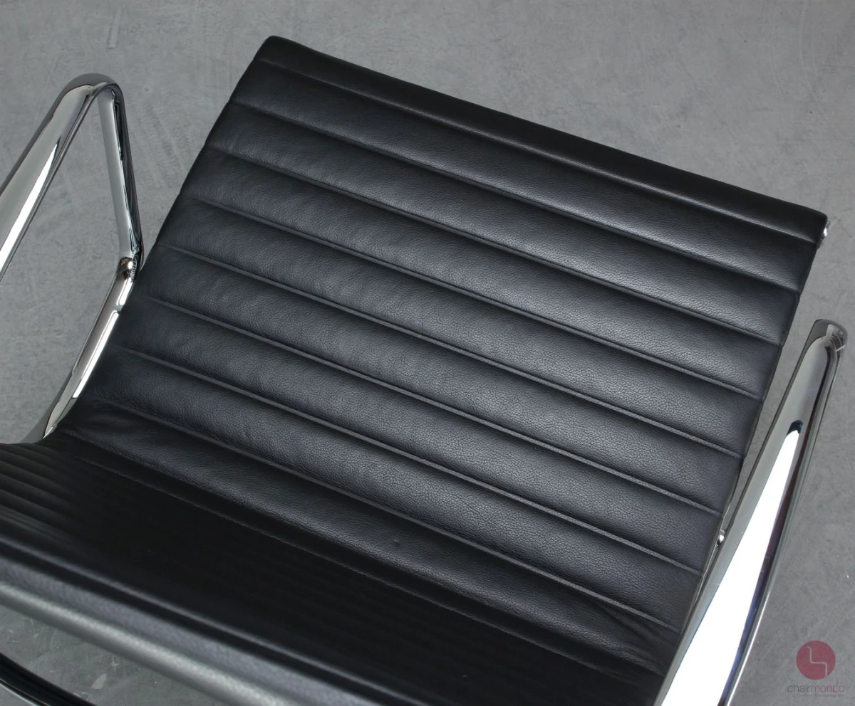 Vitra EA 116 Aluminium Chair Sessel Leder Schwarz gebraucht