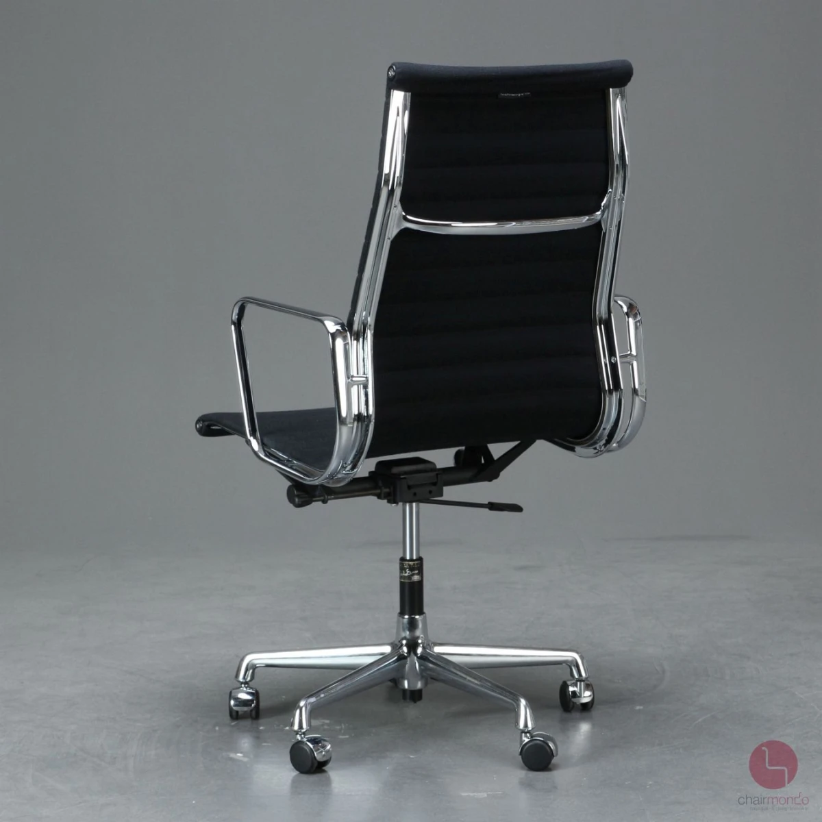 Vitra EA 119 Aluminium Chair Hopsak Schwarz gebraucht