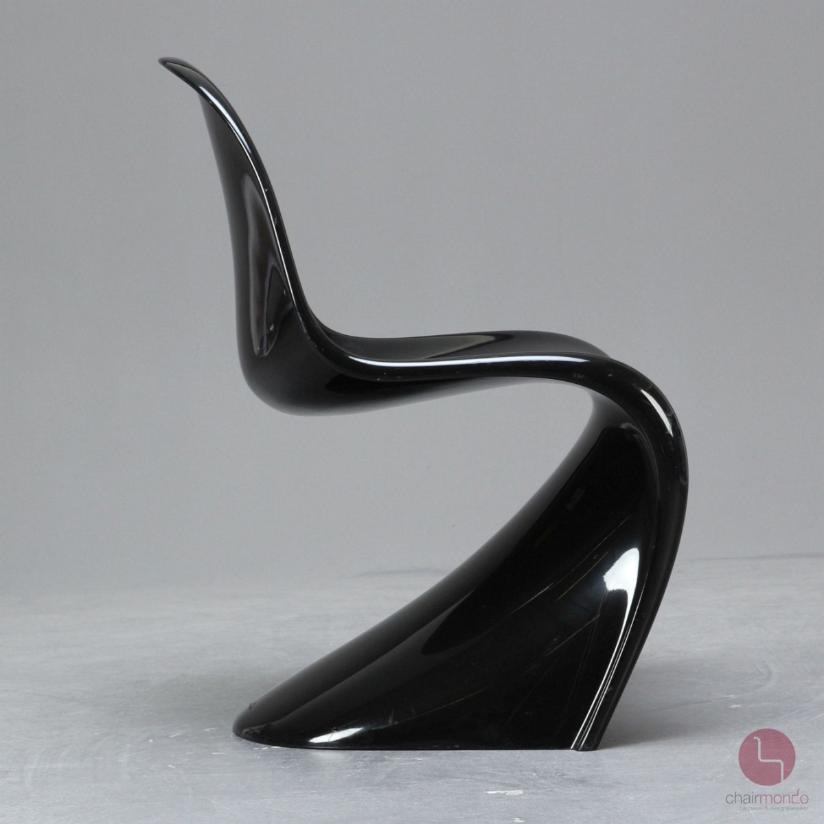Preview: Vitra Panton Chair Classic Stuhl Schwarz Hochglanz gebraucht