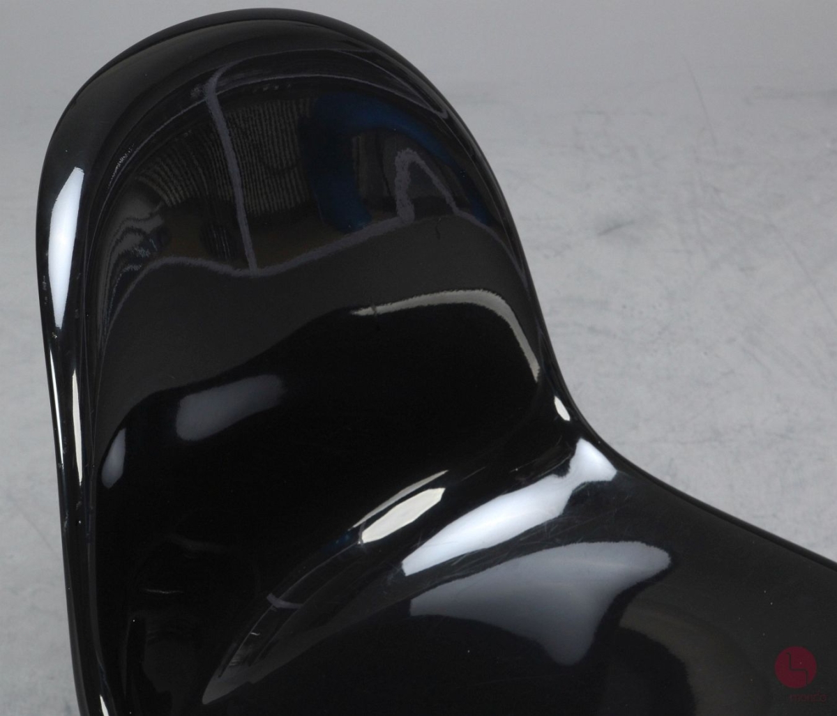 Preview: Vitra Panton Chair Classic Stuhl Schwarz Hochglanz gebraucht